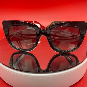 Gucci women sunglasses